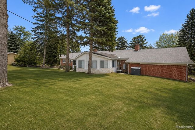 6380 Wellesley Terrace, Village Of Clarkston, MI 48346