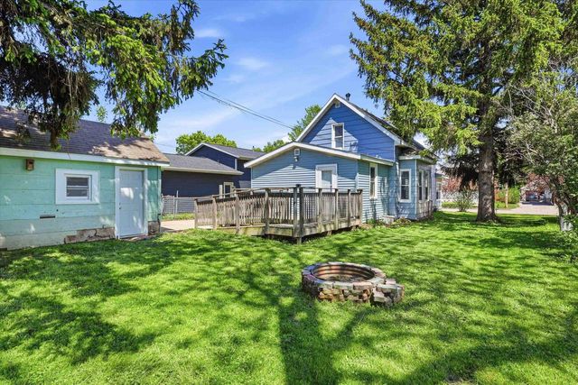 755 GROVE STREET, Oshkosh, WI 54901