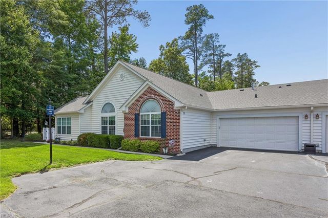 122 Garman LOOP, Yorktown, VA 23690