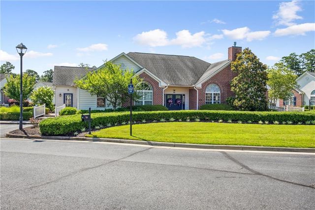 122 Garman LOOP, Yorktown, VA 23690