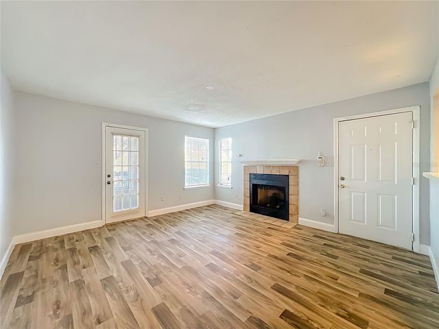 4301 LIZSHIRE LANE 107, Orlando, FL 32822