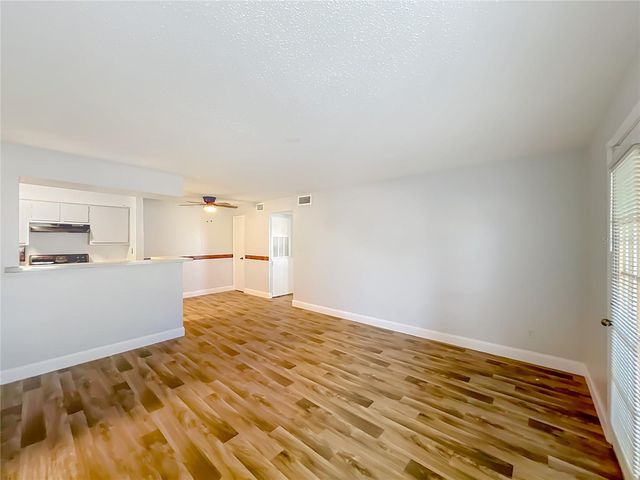 4301 LIZSHIRE LANE 107, Orlando, FL 32822