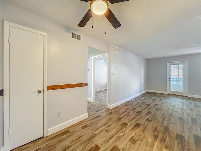 4301 LIZSHIRE LANE 107, Orlando, FL 32822