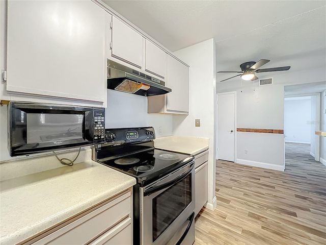 4301 LIZSHIRE LANE 107, Orlando, FL 32822