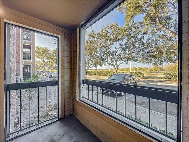 4301 LIZSHIRE LANE 107, Orlando, FL 32822