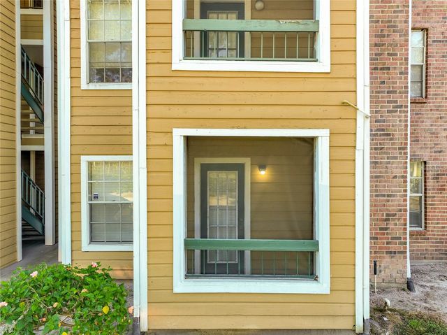 4301 LIZSHIRE LANE 107, Orlando, FL 32822