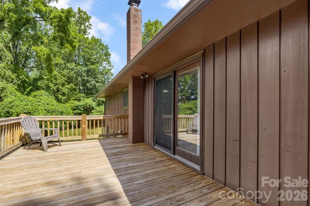 63 Baker Place, Asheville, NC 28806