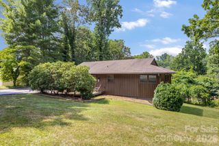 63 Baker Place, Asheville, NC 28806