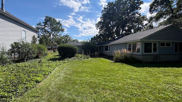 2164 Manor Lane, Park Ridge, IL 60068