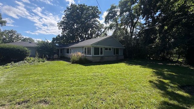 2164 Manor Lane, Park Ridge, IL 60068