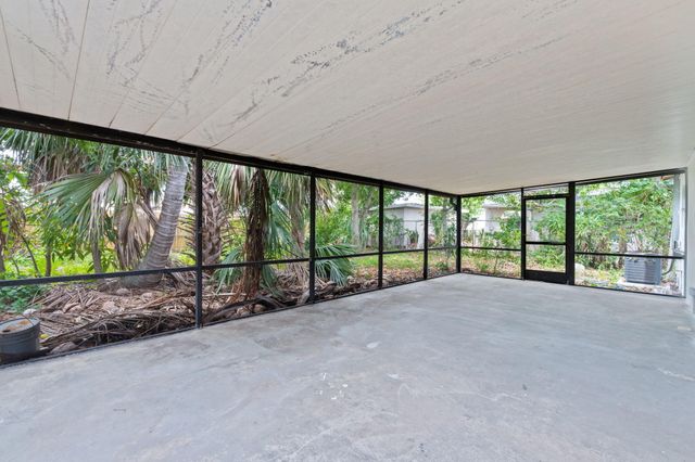 2029 Ardmore Road, West Palm Beach, FL 33409