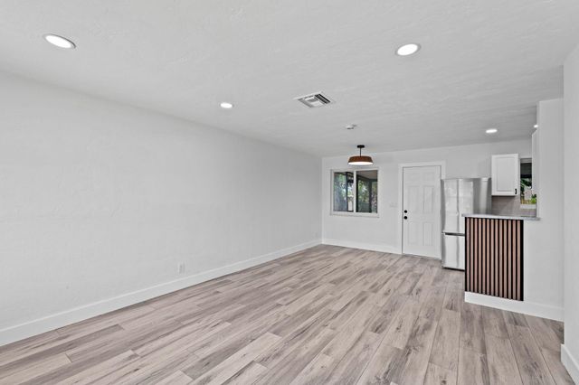 2029 Ardmore Road, West Palm Beach, FL 33409