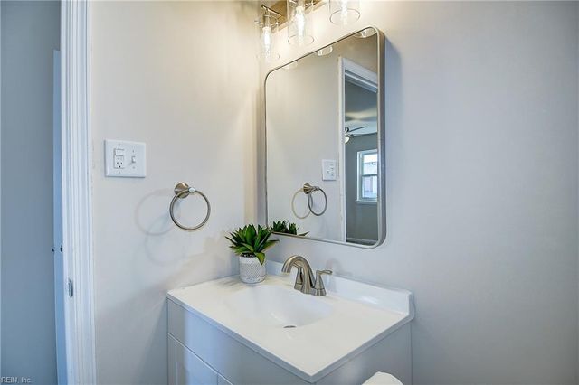 2211 Sedgewick DR, Virginia Beach, VA 23451