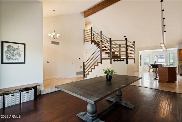 1221 E CLAIRE Drive, Phoenix, AZ 85022