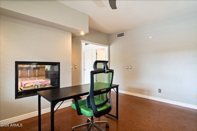 1221 E CLAIRE Drive, Phoenix, AZ 85022