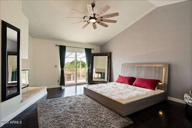 1221 E CLAIRE Drive, Phoenix, AZ 85022