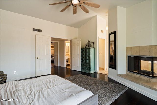 1221 E CLAIRE Drive, Phoenix, AZ 85022