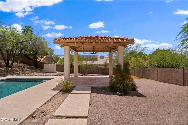 1221 E CLAIRE Drive, Phoenix, AZ 85022