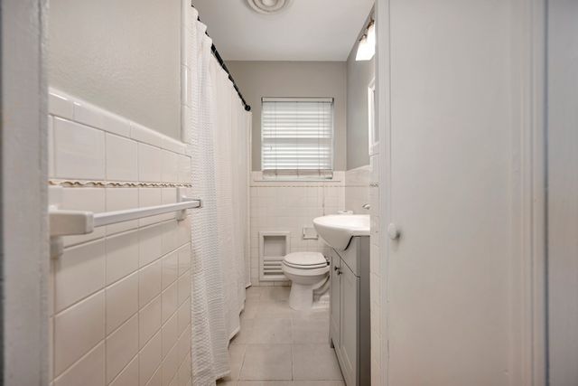 2509 Wayside Avenue, Fort Worth, TX 76110