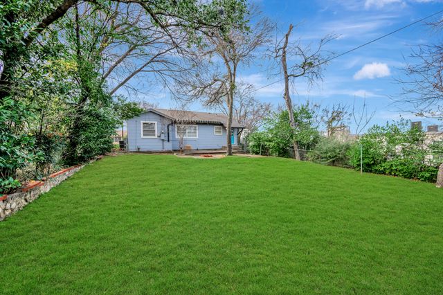 2509 Wayside Avenue, Fort Worth, TX 76110