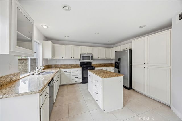 12 Sequoia, Aliso Viejo, CA 92656