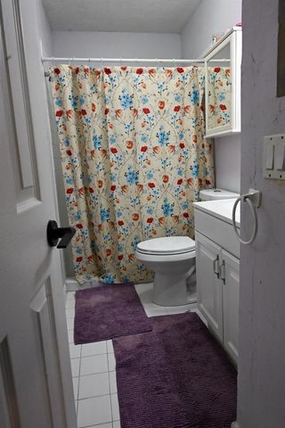 8610 NW 27th Place, Sunrise, FL 33322