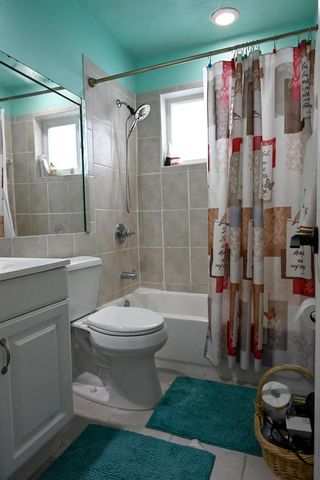 8610 NW 27th Place, Sunrise, FL 33322