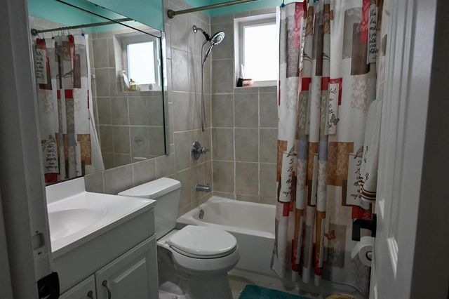 8610 NW 27th Place, Sunrise, FL 33322
