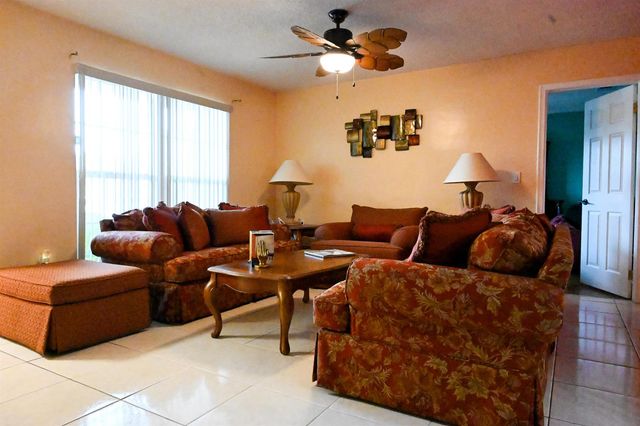 8610 NW 27th Place, Sunrise, FL 33322
