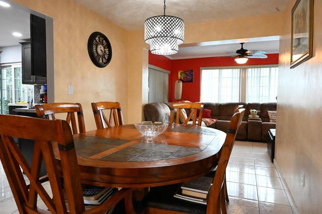 8610 NW 27th Place, Sunrise, FL 33322