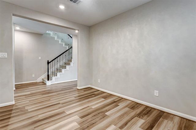 2165 Woodland Pine Drive, Conroe, TX 77384