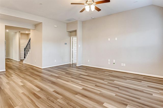 2165 Woodland Pine Drive, Conroe, TX 77384