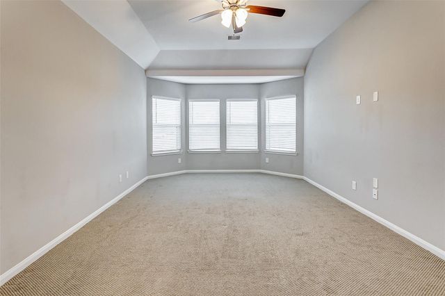 2165 Woodland Pine Drive, Conroe, TX 77384