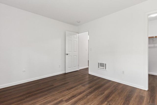 432 Edgehill Lane 157, Oceanside, CA 92054