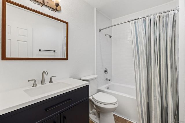 432 Edgehill Lane 157, Oceanside, CA 92054