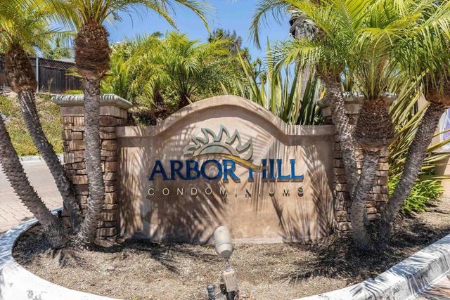 432 Edgehill Lane 157, Oceanside, CA 92054