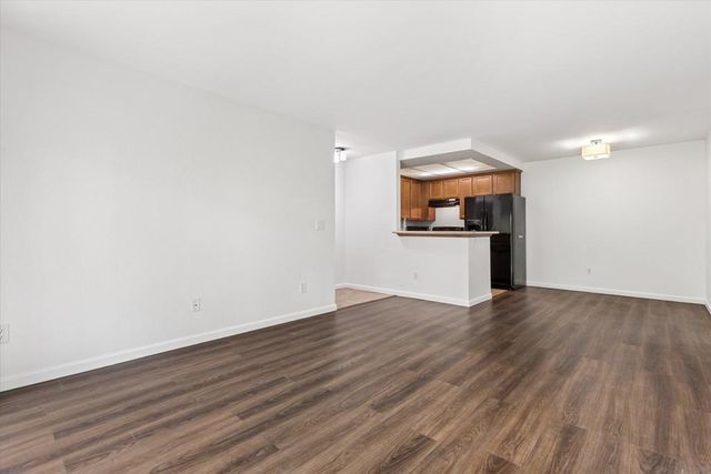 432 Edgehill Lane 157, Oceanside, CA 92054