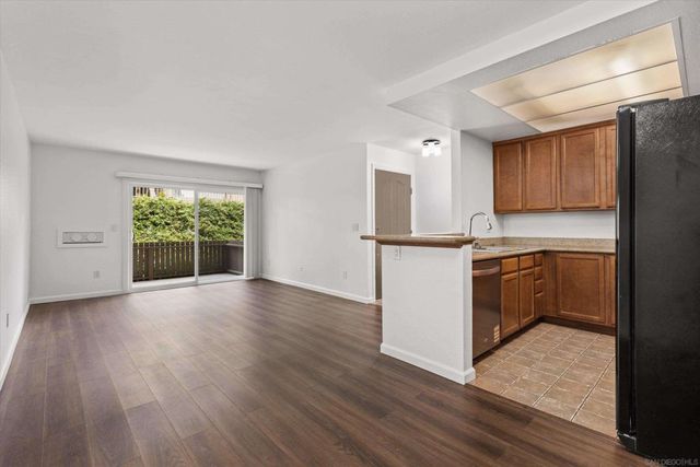 432 Edgehill Lane 157, Oceanside, CA 92054
