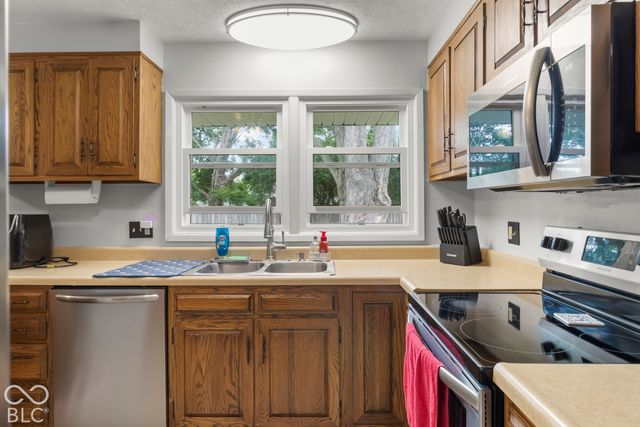 1204 Orchard Lane, Franklin, IN 46131