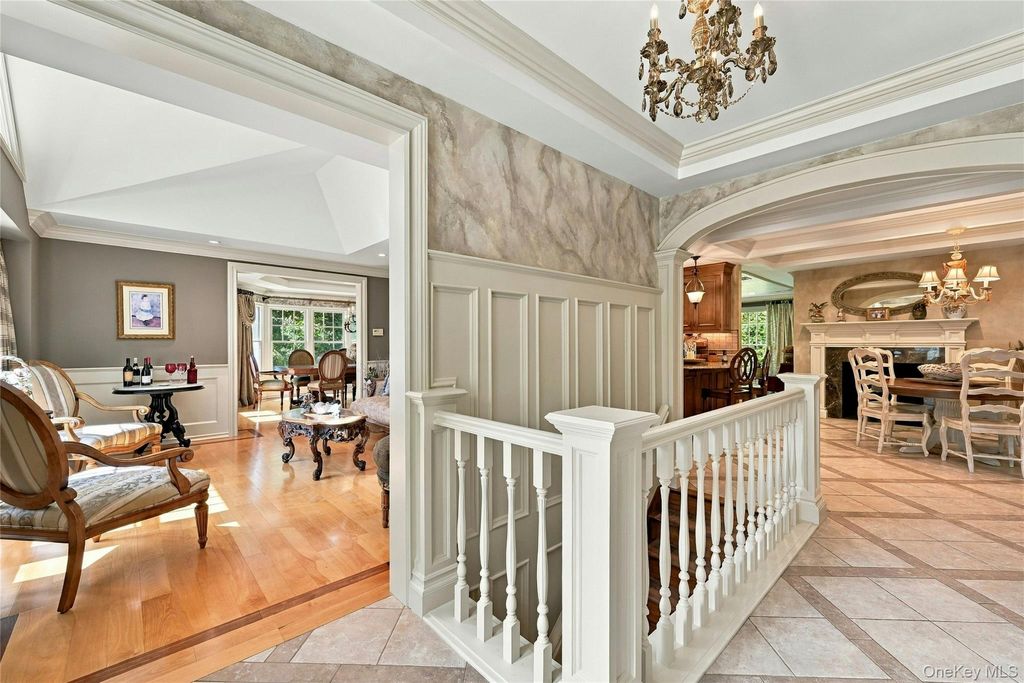 5 Hillsview Road, Stony Brook, NY 11790 — photo 2