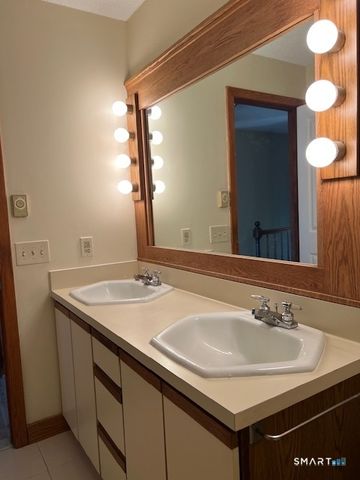 3 Mallard Cove 3, East Hampton, CT 06424