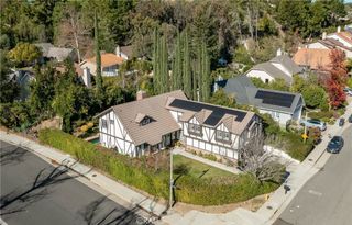 5501 Fairgrange Drive, Agoura Hills, CA 91301