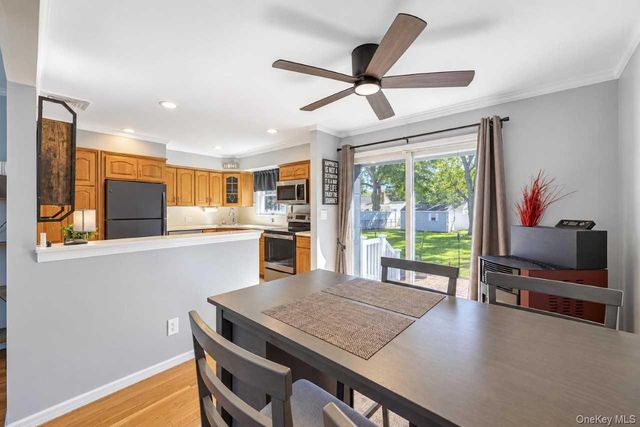 48 Prairie Drive, North Babylon, NY 11703