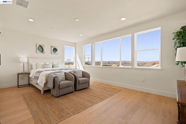17693 Bushwick Lane, Lathrop, CA 95330