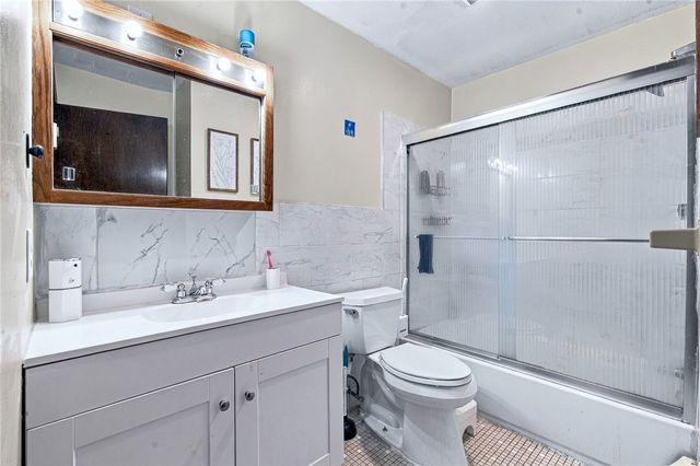 79 Ivan Street 67, North Providence, RI 02904