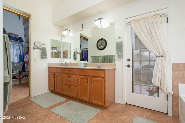 39716 S Mountain Shadow Drive, Tucson, AZ 85739