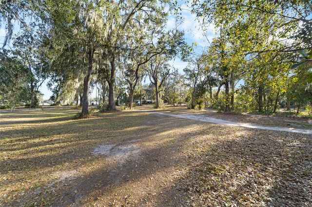 3007 OWLS NEST LANE, Plant City, FL 33565