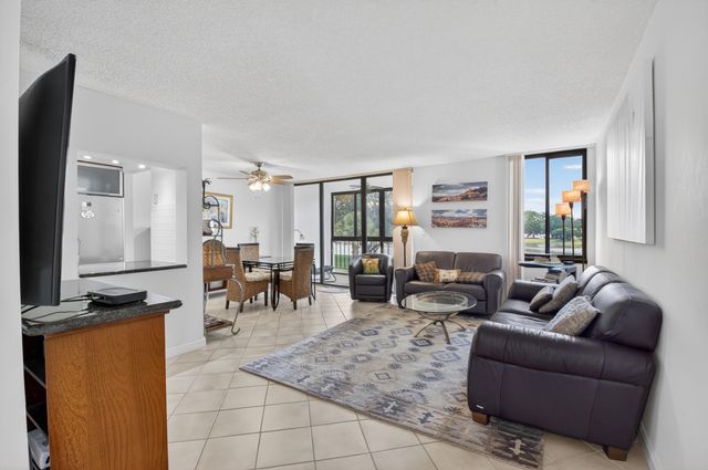 3604 Bridgewood Drive, Boca Raton, FL 33434