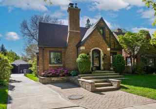5941 N Knox Avenue, Chicago, IL 60646