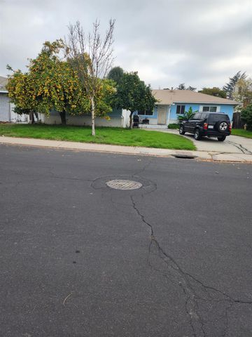 2014 Codding Dr, Modesto, CA 95350